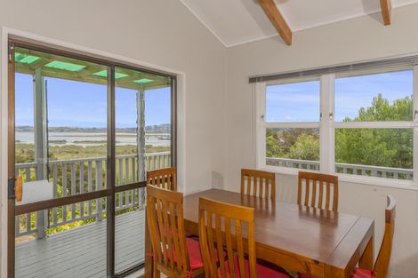 Photo of property in 14 Edge Street, Onerahi, Whangarei, 0110