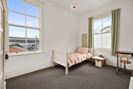 Photo of property in 18 Bidwill Street, Mount Cook, Wellington, 6021