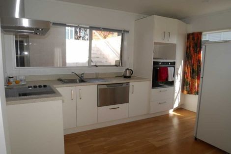 Photo of property in 12 Kowhai Grove, Raumati Beach, Paraparaumu, 5032