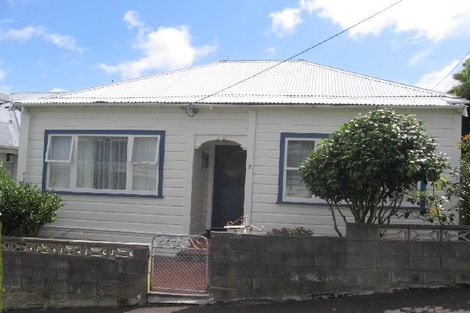 Photo of property in 7 Derby Street, Mount Victoria, Wellington, 6011