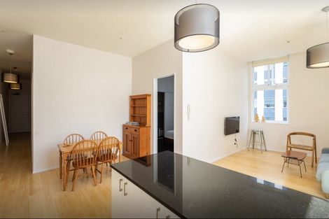 Photo of property in 4/6 Victoria Street, Ebdentown, Upper Hutt, 5018
