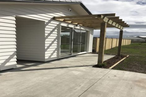 Photo of property in 17 Kapia Drive, Takanini, 2112