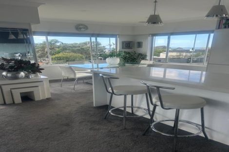 Photo of property in 3/62 Kitchener Road, Milford, Auckland, 0620