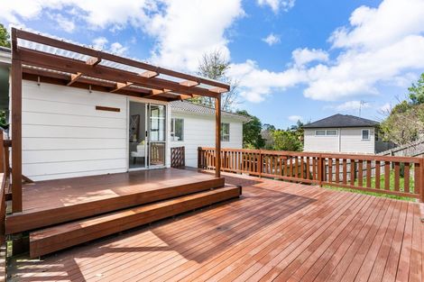 Photo of property in 16 Dunraven Place, Torbay, Auckland, 0630