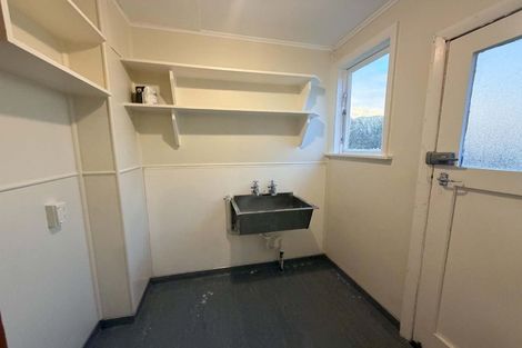 Photo of property in 3-5 York Place, Cannons Creek, Porirua, 5024