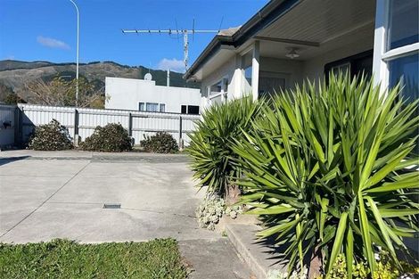 Photo of property in 44 Bateup Road, Richmond, 7020