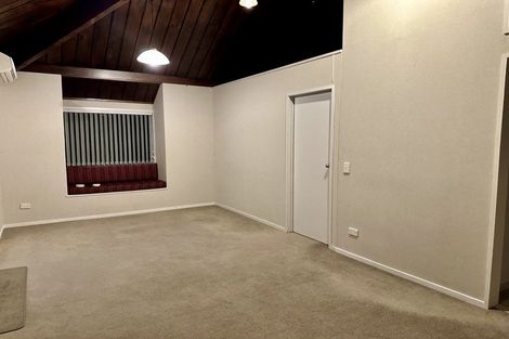 Photo of property in 95 Wikiriwhi Crescent, Awapuni, Palmerston North, 4412