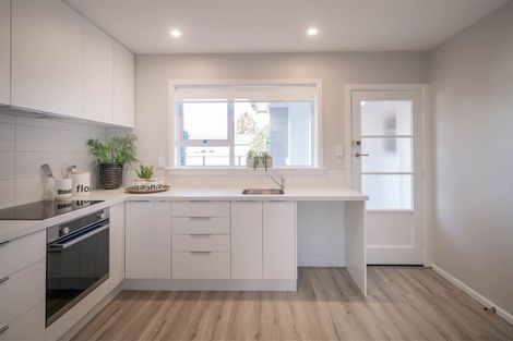 Photo of property in 9 Springbank Street, Bryndwr, Christchurch, 8053