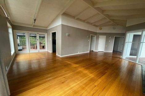 Photo of property in 62 Sylvan Crescent, Te Atatu South, Auckland, 0610