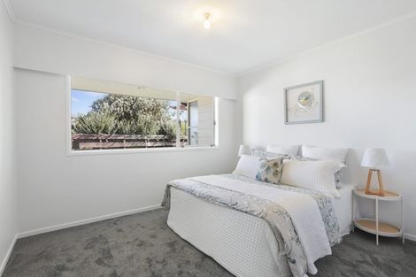 Photo of property in 3/11a Bayside Avenue, Te Atatu Peninsula, Auckland, 0610