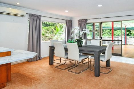 Photo of property in 5 Silkwood Grove, Totara Heights, Auckland, 2105