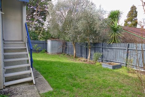 Photo of property in 2/45 Koromiko Street, New Lynn, Auckland, 0600
