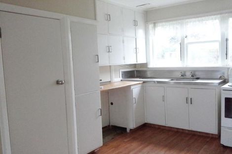 Photo of property in 6 Cook Street, Marfell, New Plymouth, 4310