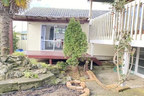 Photo of property in 4 Keats Place, Blockhouse Bay, Auckland, 0600