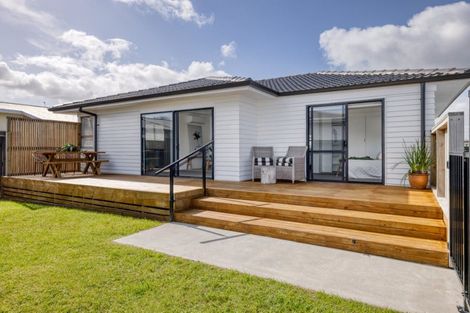 Photo of property in 15a Gobray Crescent, Mount Maunganui, 3116