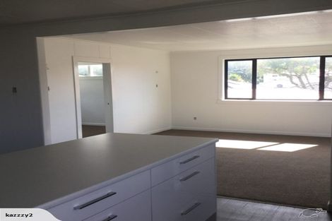 Photo of property in 27 Elizabeth Street, Orewa, 0931