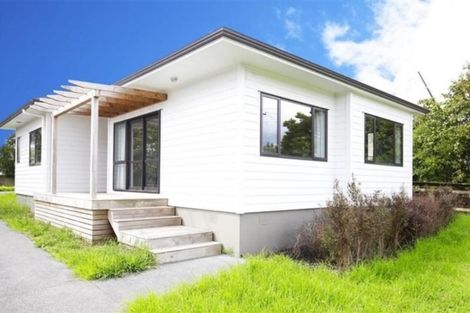 Photo of property in 9 Tapu Road, Huapai, Kumeu, 0810