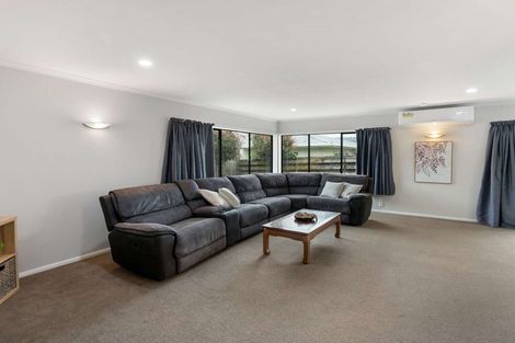 Photo of property in 53 Dalton Drive, Papamoa Beach, Papamoa, 3118