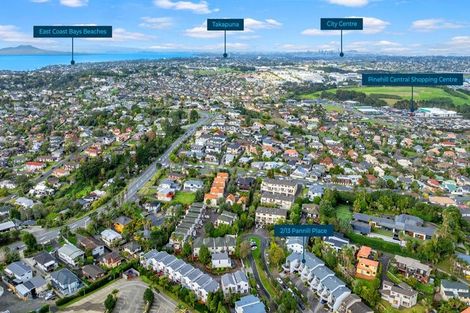 Photo of property in 2/13 Pannill Place, Oteha, Auckland, 0632