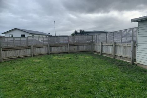 Photo of property in 1 Frood Street, Bulls, 4818