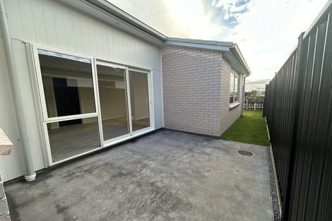 Photo of property in 4 Manhattan Crescent, Papamoa, 3118