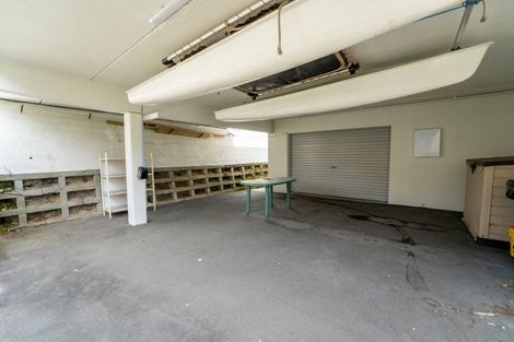 Photo of property in 39 Waikawa Road, Picton, 7220