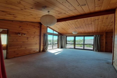 Photo of property in 7 Cyclades Place, Shelly Park, Auckland, 2014