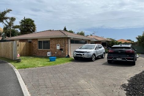 Photo of property in 17 Kalmia Dell, Mount Maunganui, 3116
