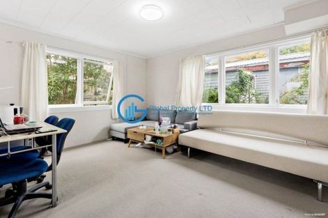 Photo of property in 18a Powell Street, Avondale, Auckland, 1026