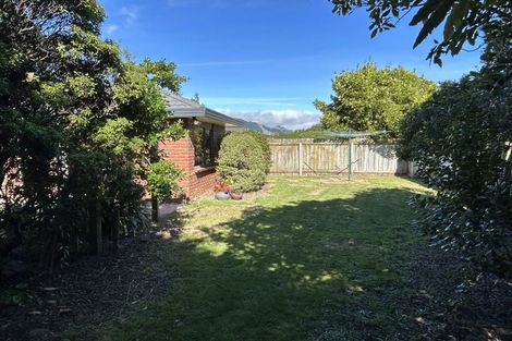 Photo of property in 64 Guildford Drive, Paraparaumu, 5032