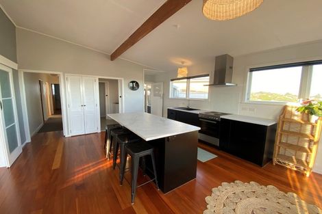 Photo of property in 134 Cornfoot Street, Castlecliff, Whanganui, 4501