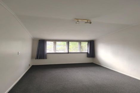 Photo of property in 16a Commodore Parry Road, Castor Bay, Auckland, 0620