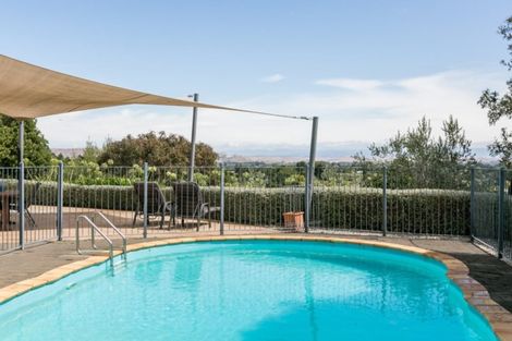 Photo of property in 15 Woodford Heights, Havelock North, 4130
