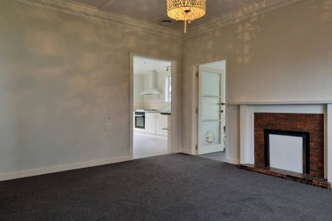 Photo of property in 130 Pendarves Street, New Plymouth, 4312