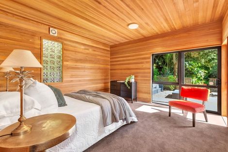 Photo of property in 172 Paremata Road, Paremata, Porirua, 5024