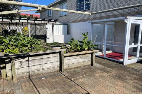 Photo of property in 11b Hine Street, New Plymouth, 4310