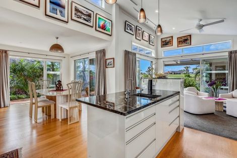 Photo of property in 21 Barbados Way, One Tree Point, 0118