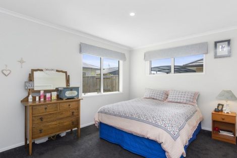 Photo of property in 45a Puhirake Crescent, Pyes Pa, Tauranga, 3112