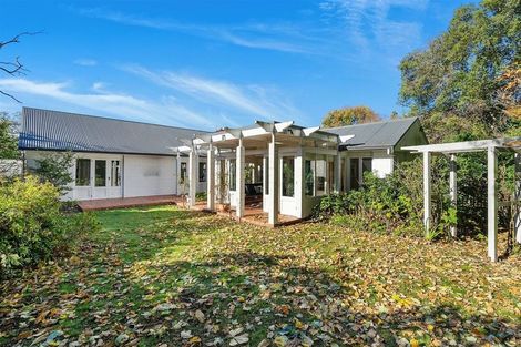 Photo of property in 147 Straven Road, Fendalton, Christchurch, 8014