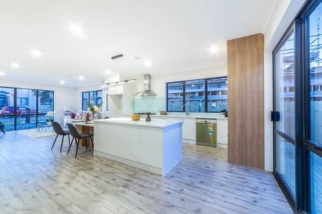 Photo of property in 11 Thomas Rielly Avenue, Hobsonville, Auckland, 0616
