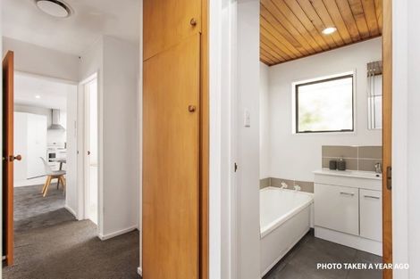 Photo of property in 2/30 Lees Road, Strowan, Christchurch, 8052