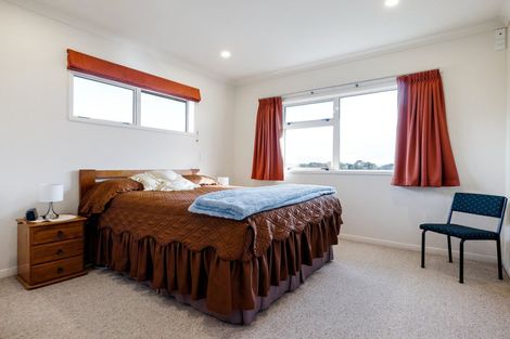 Photo of property in 18b Highgrove Drive, Grandview Heights, Hamilton, 3200