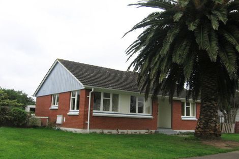 Photo of property in 27 Ellesmere Crescent, Highbury, Palmerston North, 4412