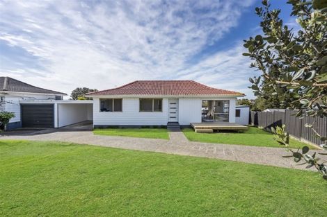 Photo of property in 1/14 Catkin Crescent, Papatoetoe, Auckland, 2025