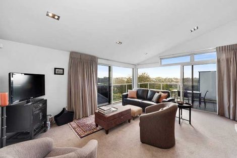 Photo of property in 19a Park Terrace, Hamilton Central, Hamilton, 3204