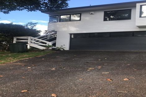 Photo of property in 2/5 Tahinga Street, Northcote, Auckland, 0627