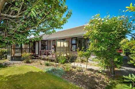 Photo of property in 7 Kingston Place, Bishopdale, Christchurch, 8053