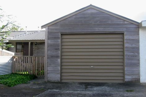 Photo of property in 21 Matamau Street, Palmerston North, 4414