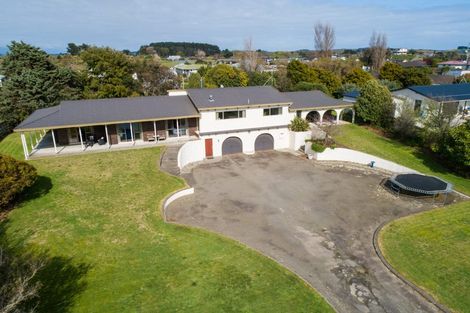 Photo of property in 78 Cook Street, Foxton, 4814