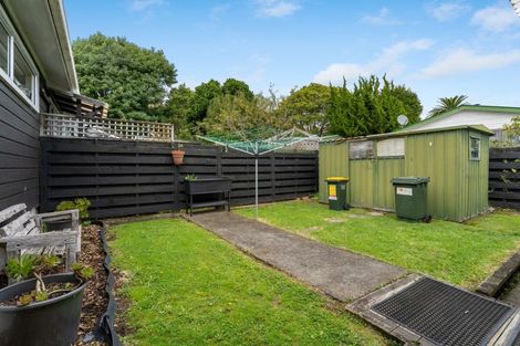Photo of property in 6a Buckley Grove, Paraparaumu, 5032